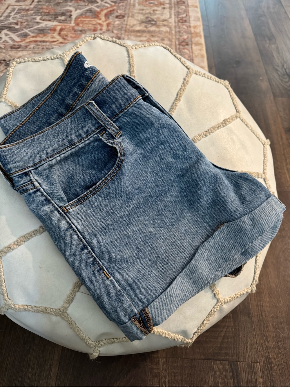 Old Navy Light Blue Rolled Cuff Denim Shorts - Picture 4 of 7